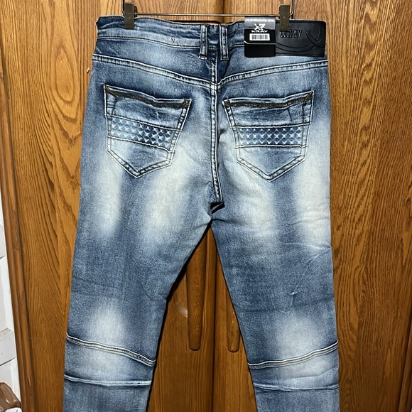 X-Ray - Picture 7 of 7